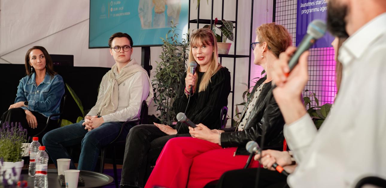 Diskusija, sarunu festivāls LAMPA
