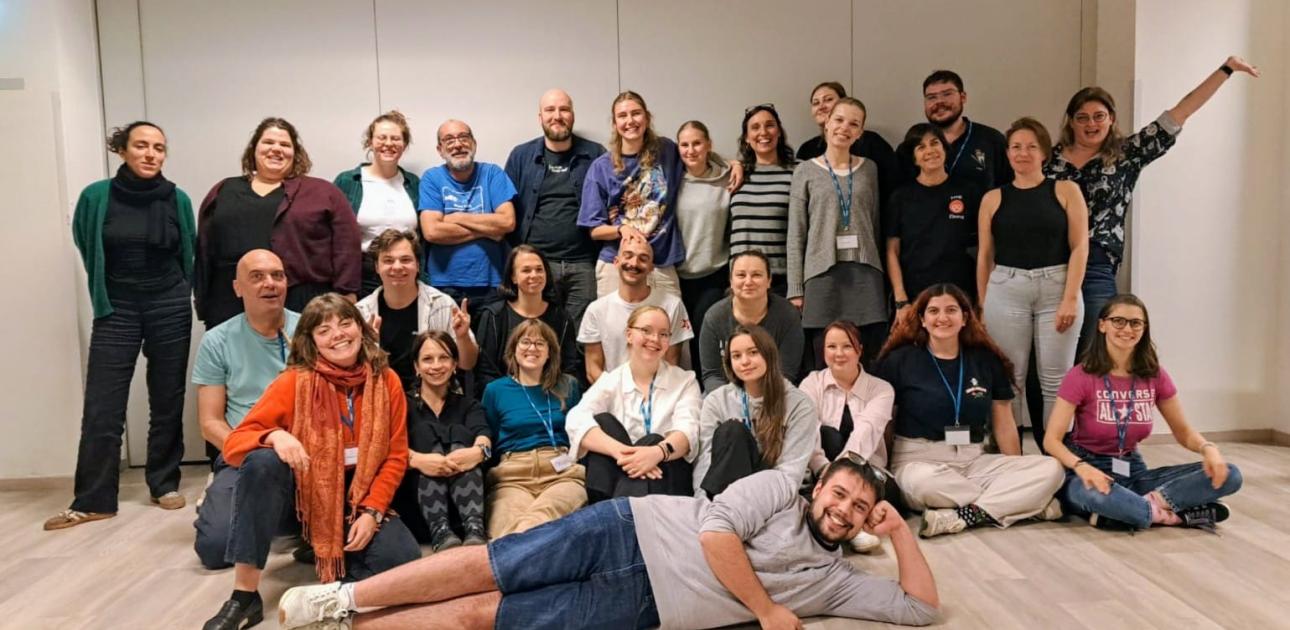 “EuroPeers” vēstnešu tīkla jaunieši apgūst neformālās izglītības metodes starptautiskās mācībās