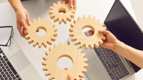 četri zobrati, portatīvie datori