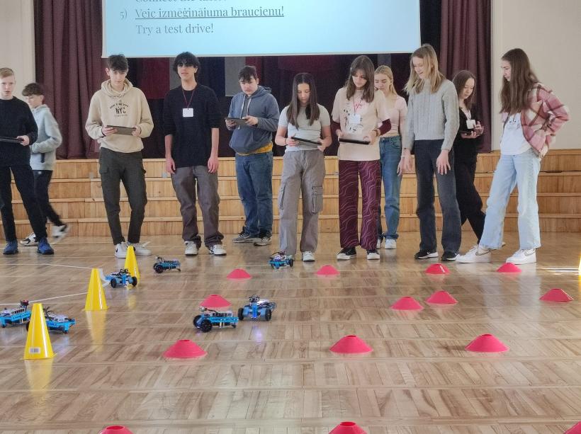 Erasmus+ maza mēroga partnerības projektu Nr. 2023-2-LV01-KA210-SCH-000169866 “STEM ON”