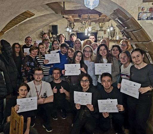 Daugavpils Draudzīgā aicinājuma vidusskolas īstenotais Erasmus+ projekts  “Lift of Democracy” 